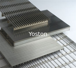中国 溶接されたジョンソンのくさびワイヤー フラット パネルのステンレス鋼物質的な熱抵抗 サプライヤー